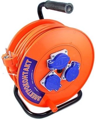 Удлинитель на катушке Электроконтакт 10206 "Мастер" (КГ 3х2,5 АЗ) 40 м Удлинитель на катушке Электроконтакт 10206 "Мастер" (КГ 3х2,5 АЗ) 40 м