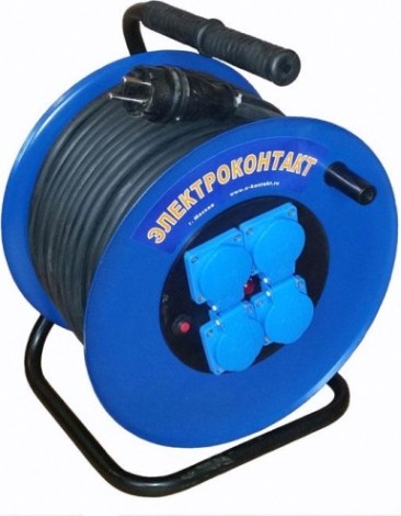 Удлинитель на катушке Электроконтакт 17292 "Фаворит" (КГ 3х2,5 АЗ) 50 м Удлинитель на катушке Электроконтакт 17292 "Фаворит" (КГ 3х2,5 АЗ) 50 м